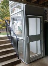 Load image into Gallery viewer, Lifetime Warranty Aluminum Wheelchair Lift
